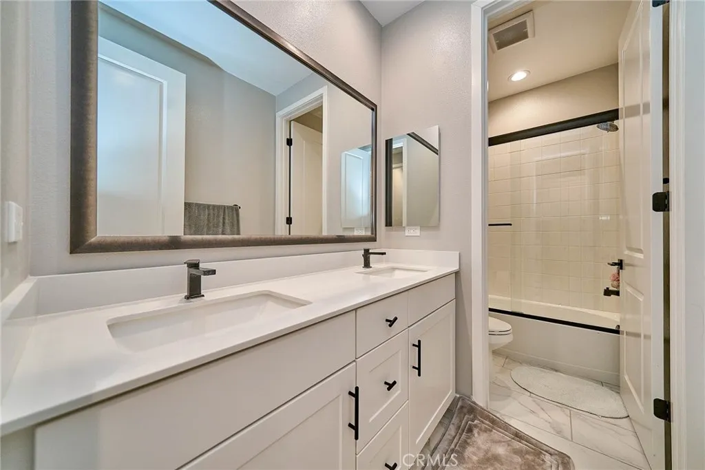 2174 Pearl Walk, Gardena, California 90249 home-pic-14