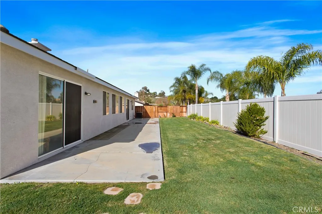 1855 Stanwich, Corona, California 92883 home-pic-42