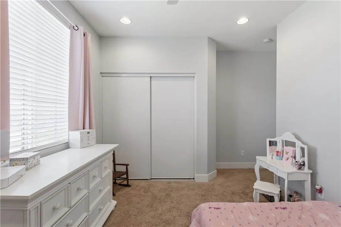 1855 Stanwich, Corona, California 92883 home-pic-29