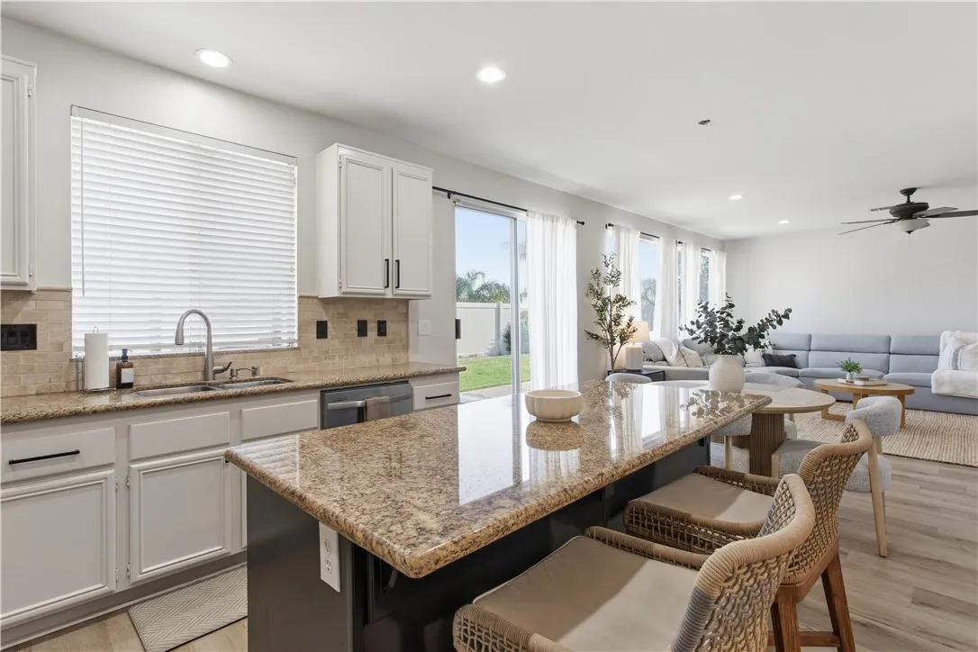 1855 Stanwich, Corona, California 92883 home-pic-11