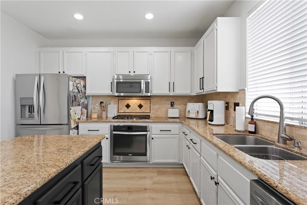 1855 Stanwich, Corona, California 92883 home-pic-13