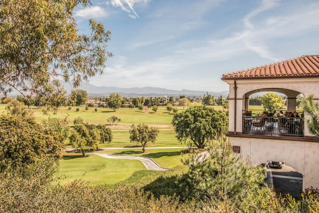 255 Calle Aragon Q, Laguna Woods, California 92637 home-pic-27