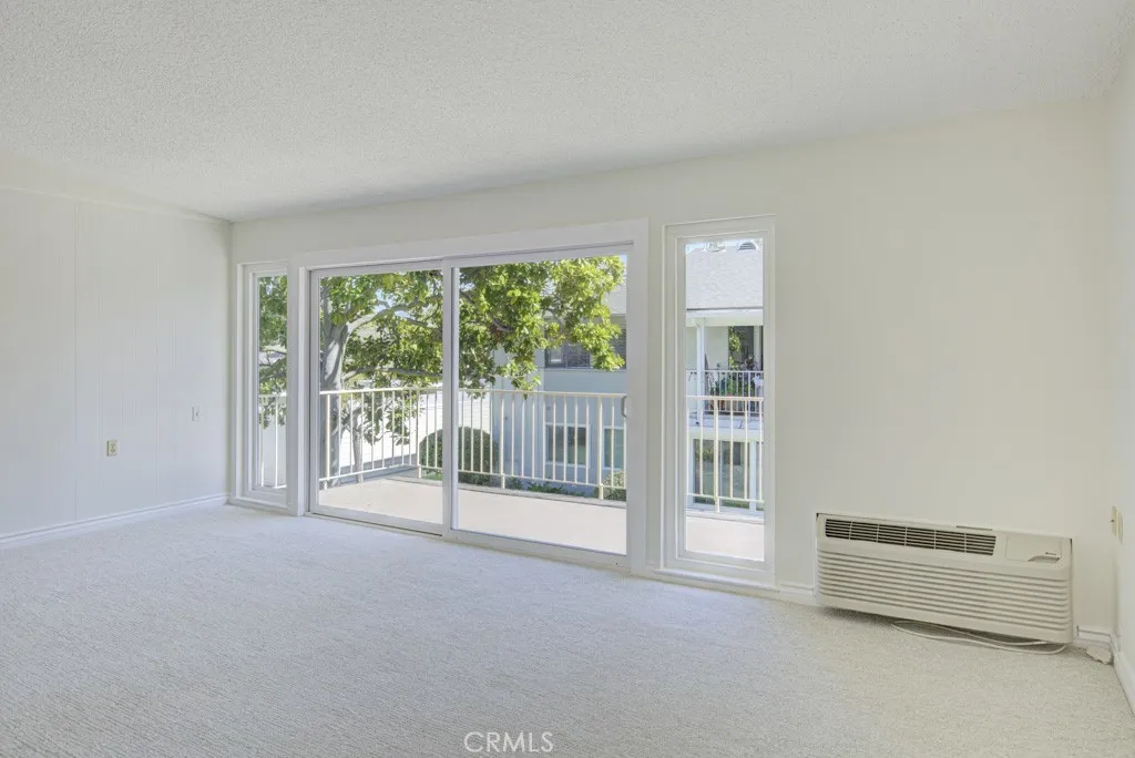 255 Calle Aragon Q, Laguna Woods, California 92637 home-pic-4