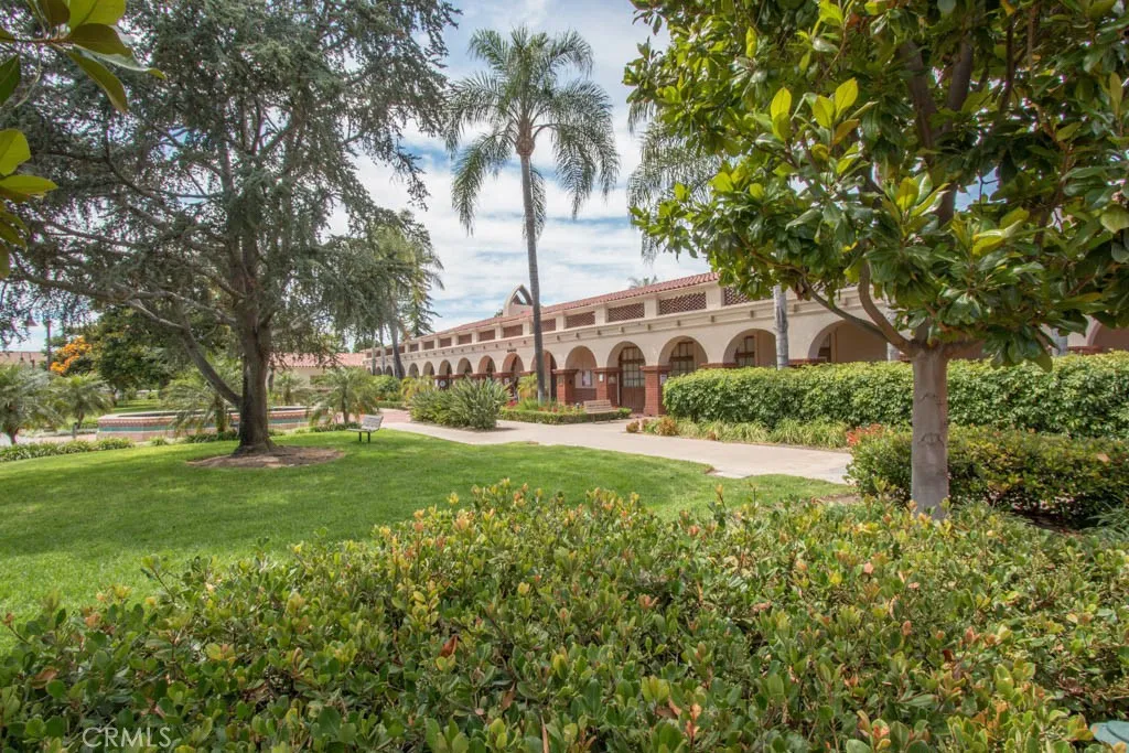 255 Calle Aragon Q, Laguna Woods, California 92637 home-pic-33