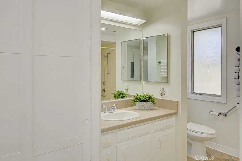 255 Calle Aragon Q, Laguna Woods, California 92637 home-pic-23