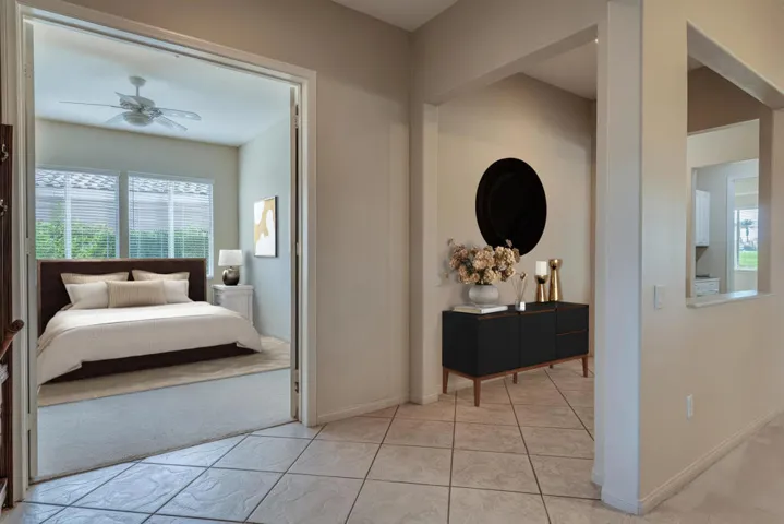 Hallway:Bedroom