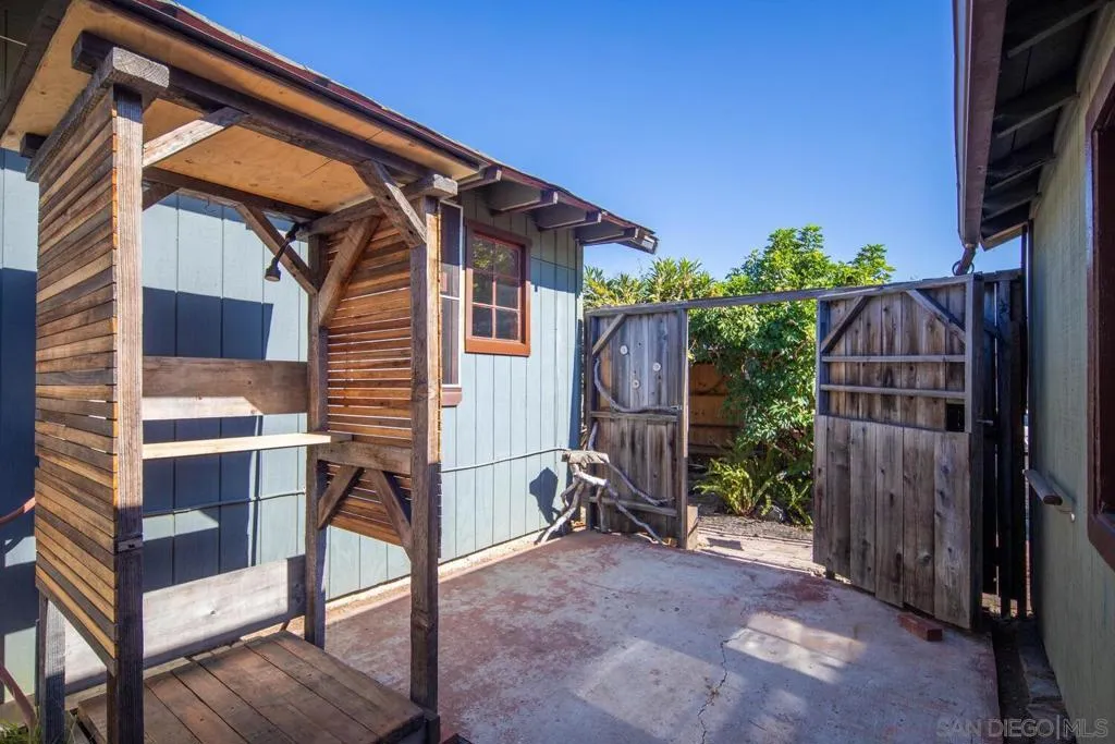 432 E 5th St, National City, California 91950 home-pic-20