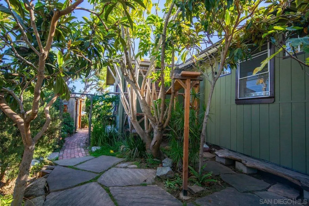 432 E 5th St, National City, California 91950 home-pic-16