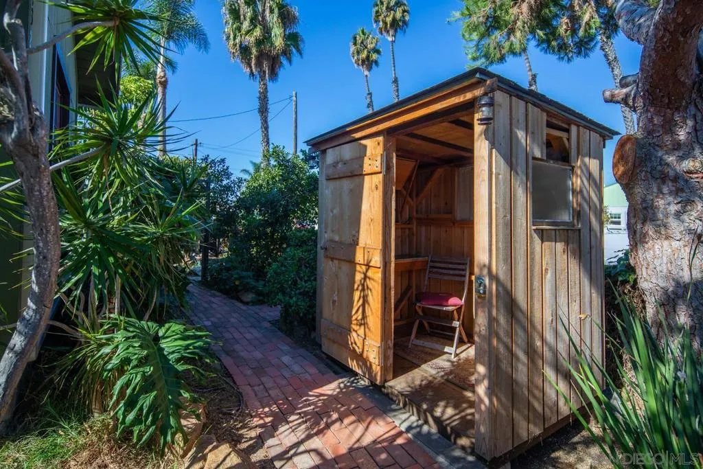 432 E 5th St, National City, California 91950 home-pic-15