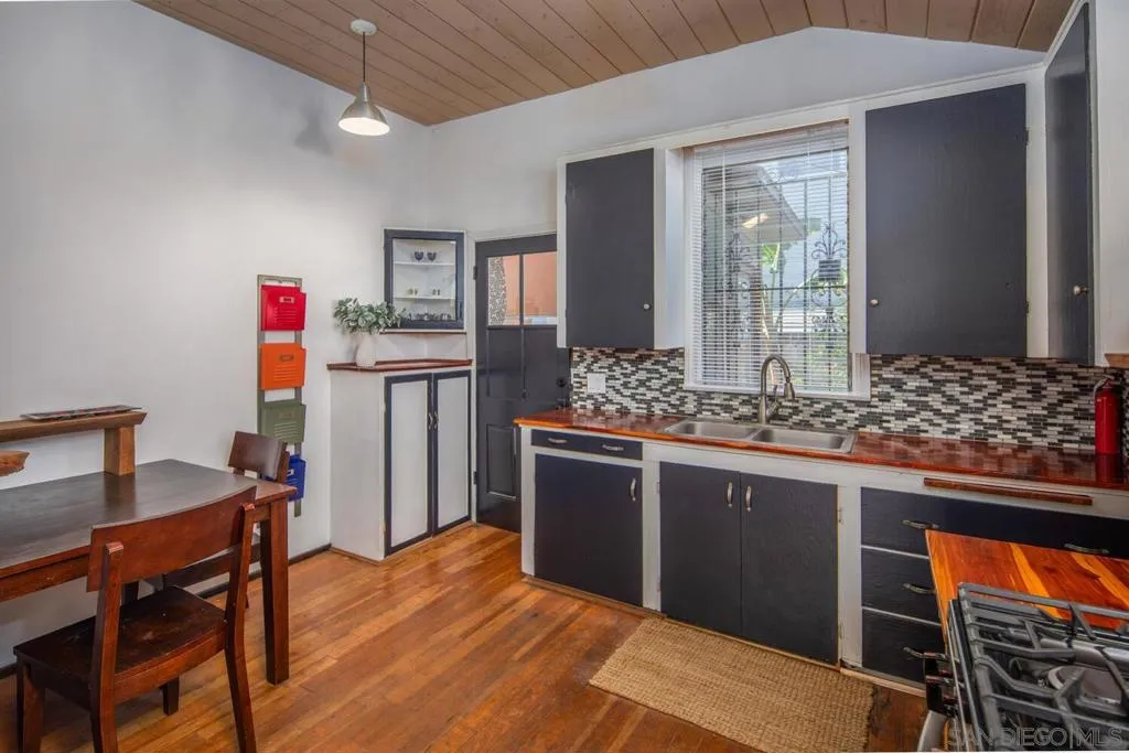 432 E 5th St, National City, California 91950 home-pic-8