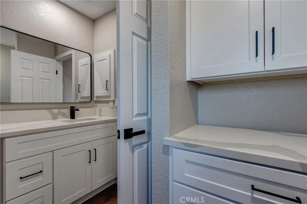 6572 Merced, Oak Hills, California 92344 home-pic-30