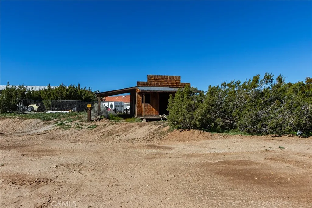 6572 Merced, Oak Hills, California 92344 home-pic-58