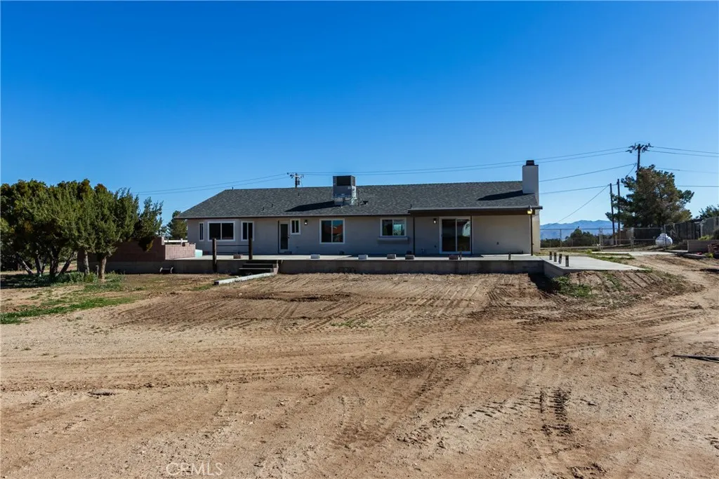6572 Merced, Oak Hills, California 92344 home-pic-52