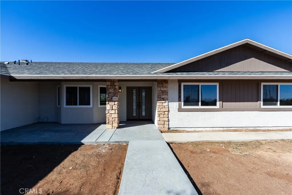 6572 Merced, Oak Hills, California 92344 home-pic-7