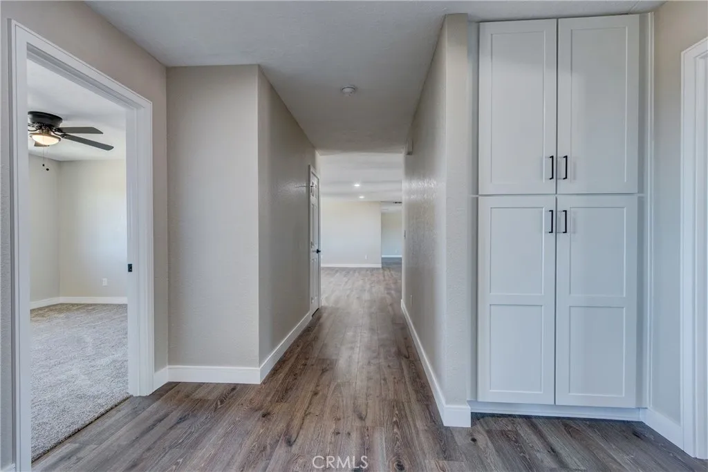 6572 Merced, Oak Hills, California 92344 home-pic-31