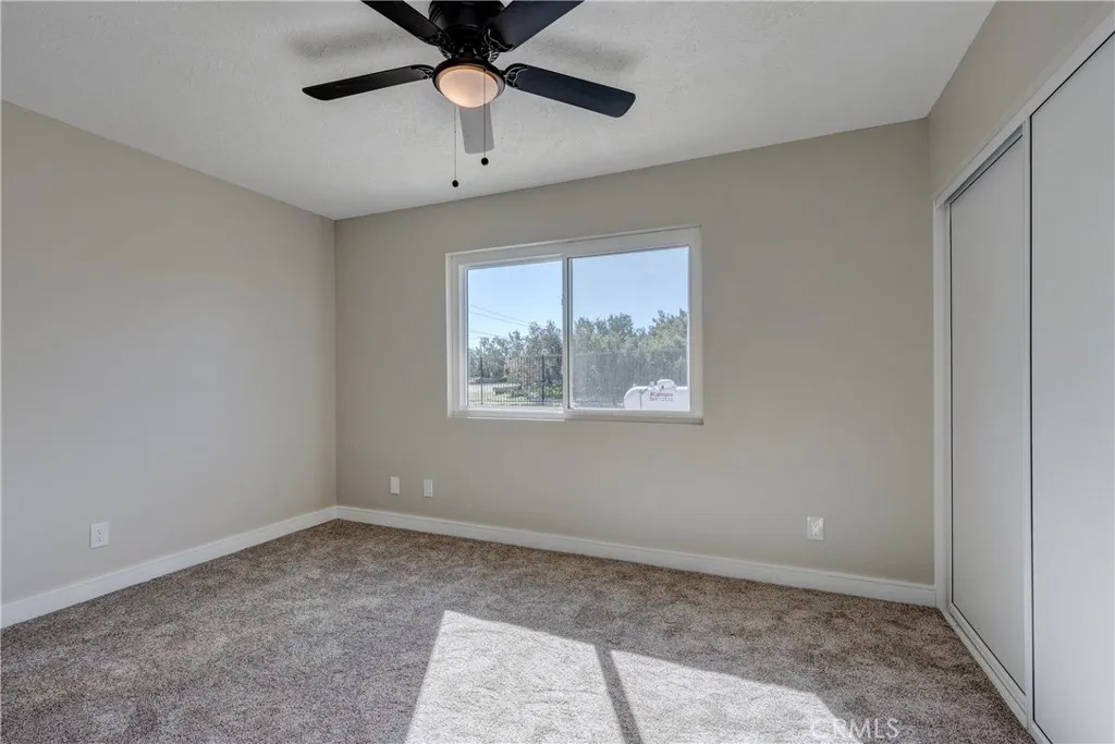 6572 Merced, Oak Hills, California 92344 home-pic-43