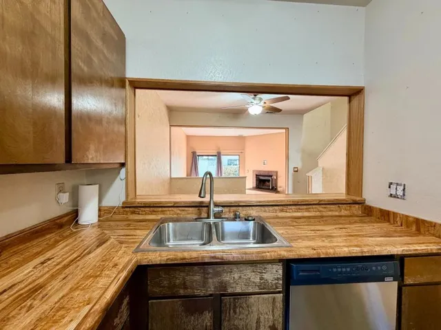 170 Marylinn Drive, Milpitas, California 95035
