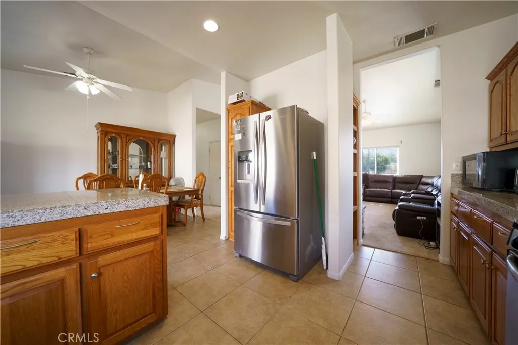 55432 Calico Ave, Whitewater, California 92282 home-pic-16