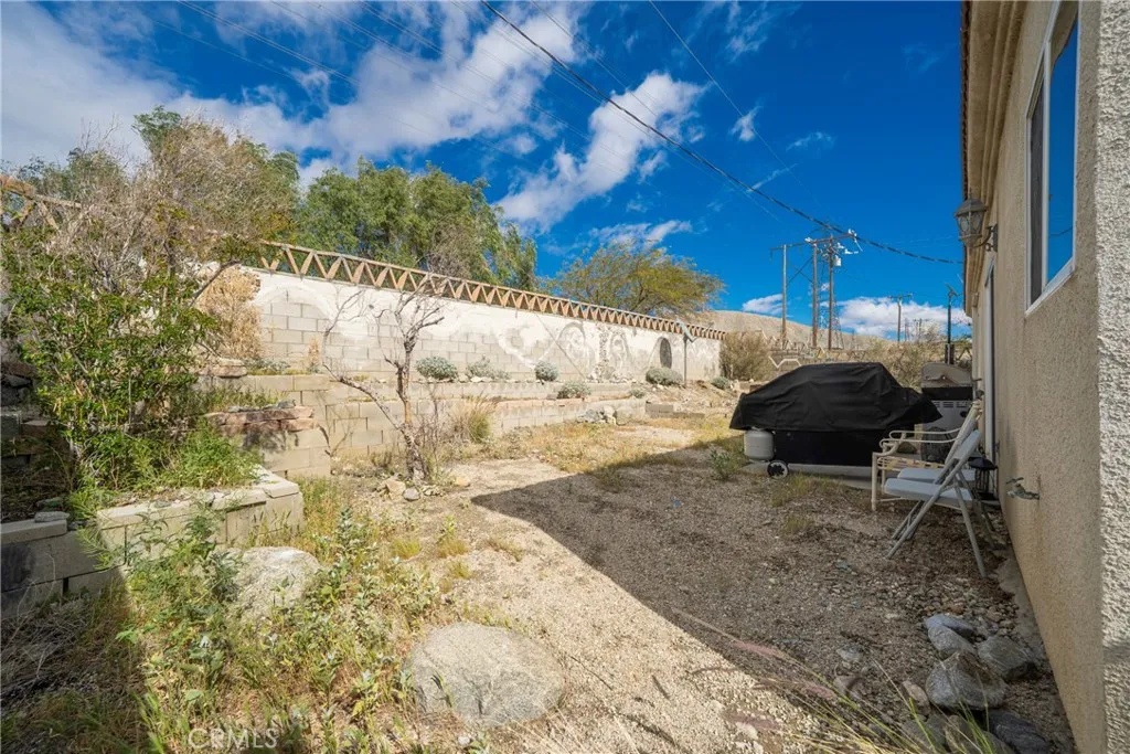 55432 Calico Ave, Whitewater, California 92282 home-pic-35
