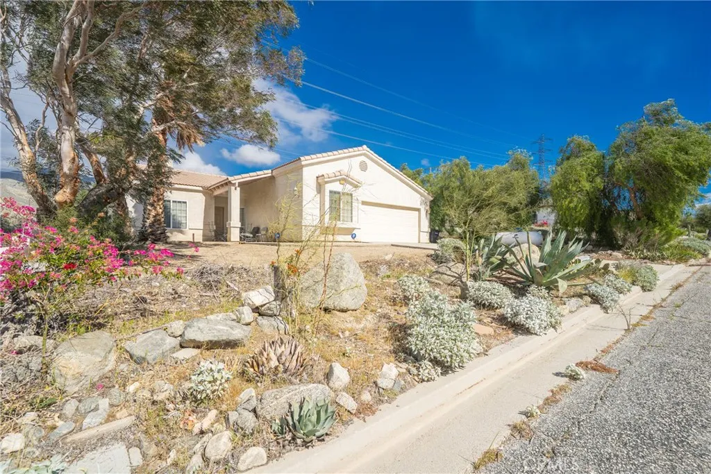 55432 Calico Ave, Whitewater, California 92282 home-pic-5