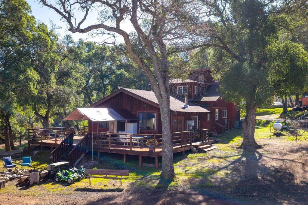 7777 7777 Del Valle Rd, Livermore, California 94550 home-pic-7