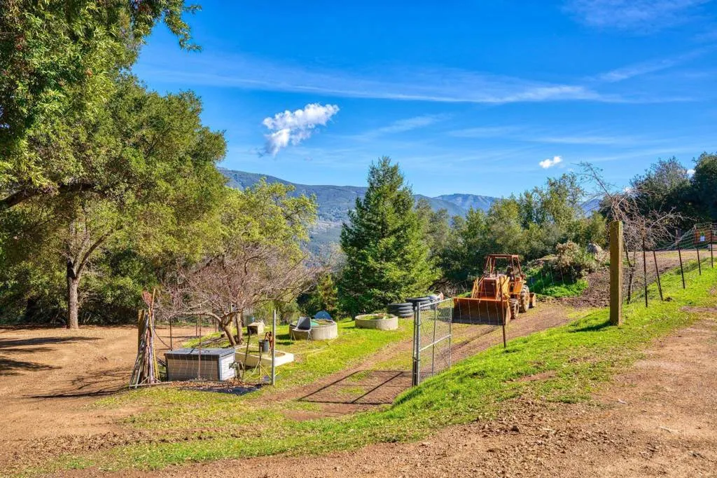 7777 7777 Del Valle Rd, Livermore, California 94550 home-pic-52