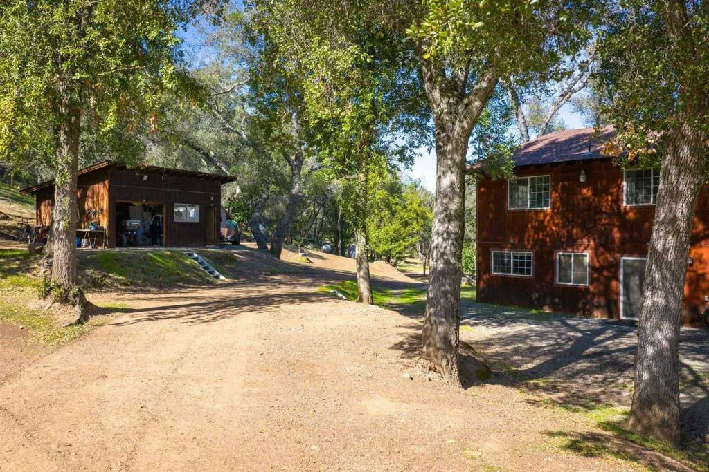 7777 7777 Del Valle Rd, Livermore, California 94550 home-pic-53