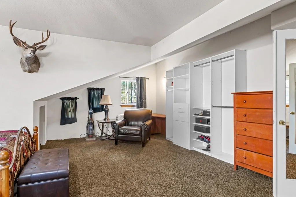 7777 7777 Del Valle Rd, Livermore, California 94550 home-pic-39