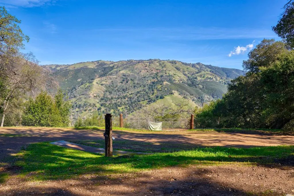 7777 7777 Del Valle Rd, Livermore, California 94550 home-pic-48