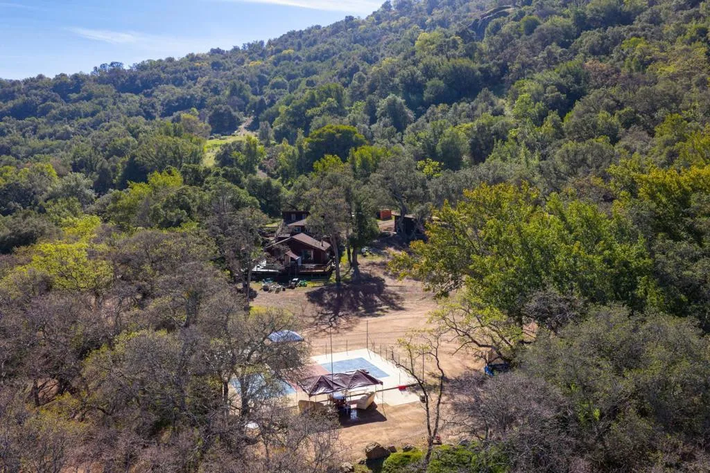 7777 7777 Del Valle Rd, Livermore, California 94550 home-pic-4