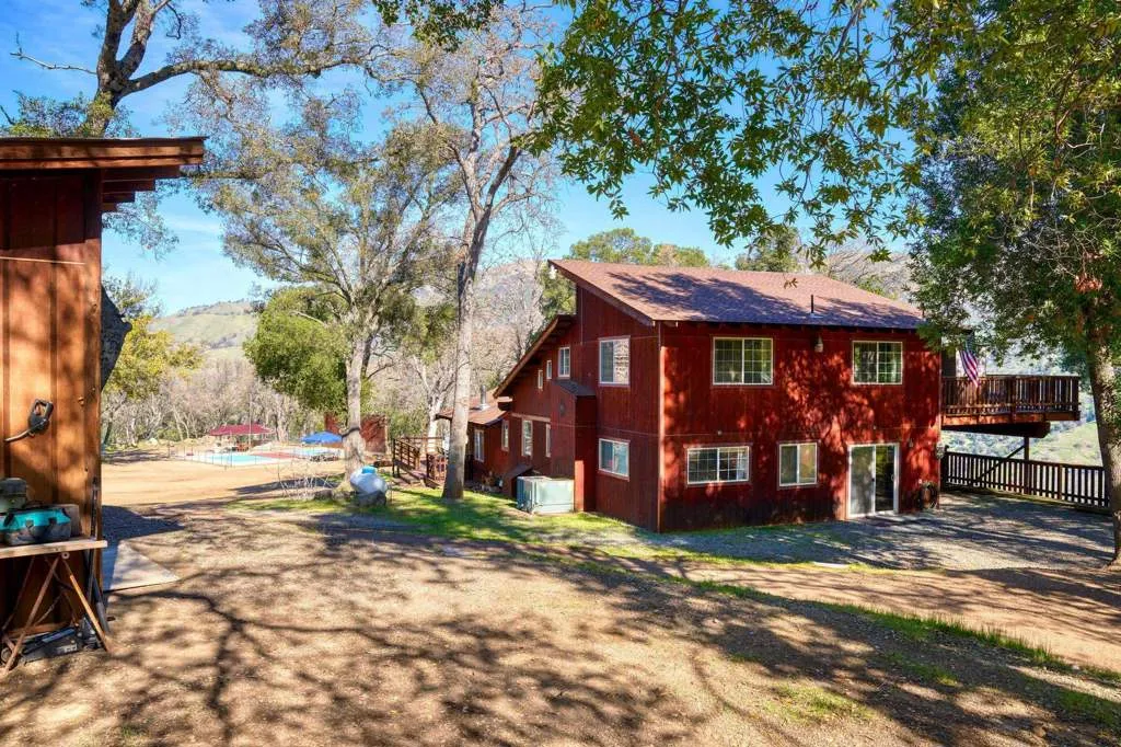 7777 7777 Del Valle Rd, Livermore, California 94550 home-pic-60