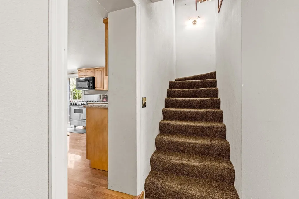 7777 7777 Del Valle Rd, Livermore, California 94550 home-pic-34