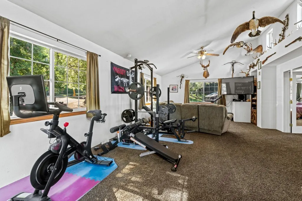 7777 7777 Del Valle Rd, Livermore, California 94550 home-pic-35