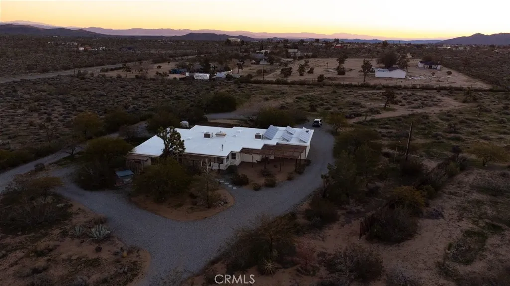 3353 Sage, Yucca Valley, California 92284 home-pic-46