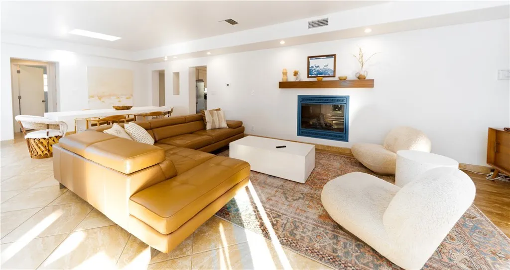 3353 Sage, Yucca Valley, California 92284 home-pic-11