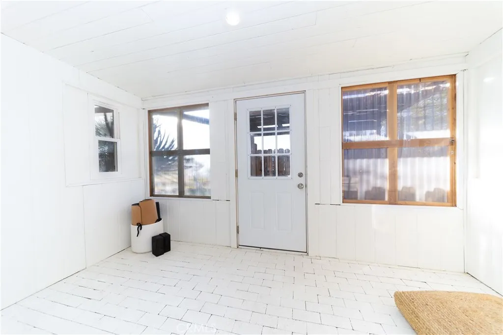 3353 Sage, Yucca Valley, California 92284 home-pic-19