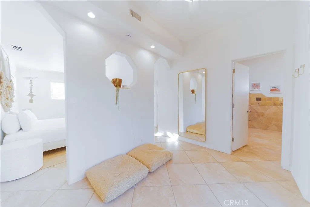 3353 Sage, Yucca Valley, California 92284 home-pic-4