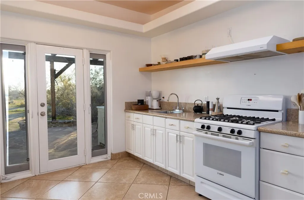 3353 Sage, Yucca Valley, California 92284 home-pic-15