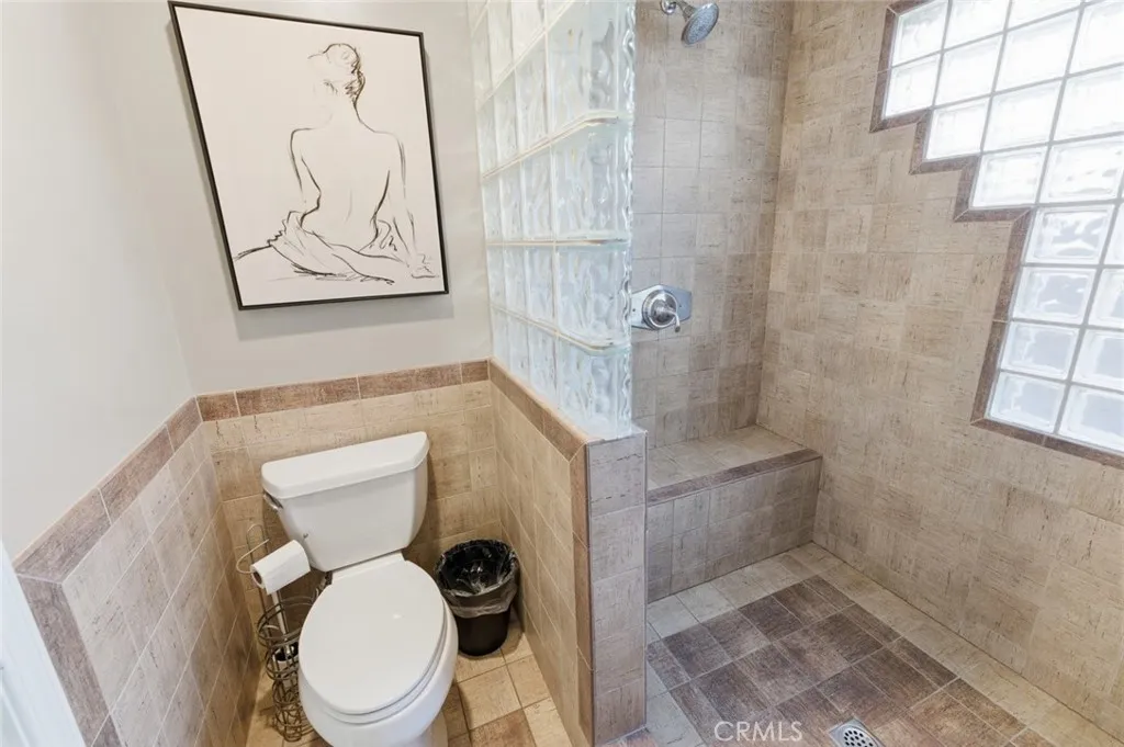 3640 Pine Avenue, Long Beach, California 90807 home-pic-32