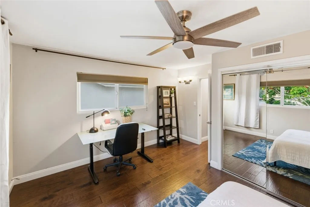 3640 Pine Avenue, Long Beach, California 90807 home-pic-27