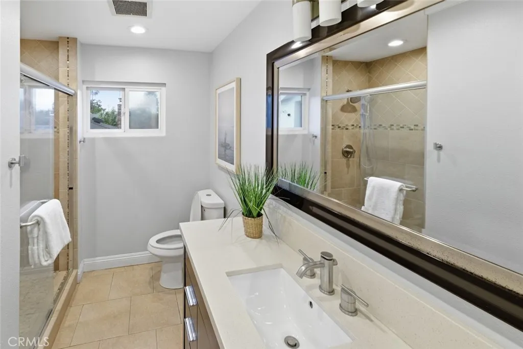 3640 Pine Avenue, Long Beach, California 90807 home-pic-34