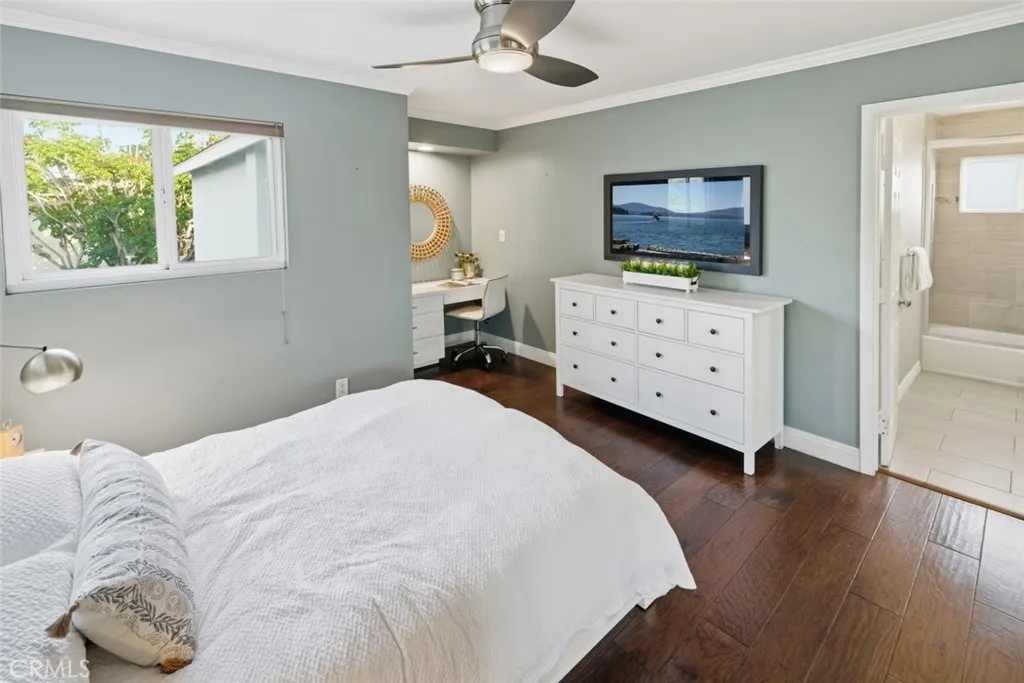 3640 Pine Avenue, Long Beach, California 90807 home-pic-19