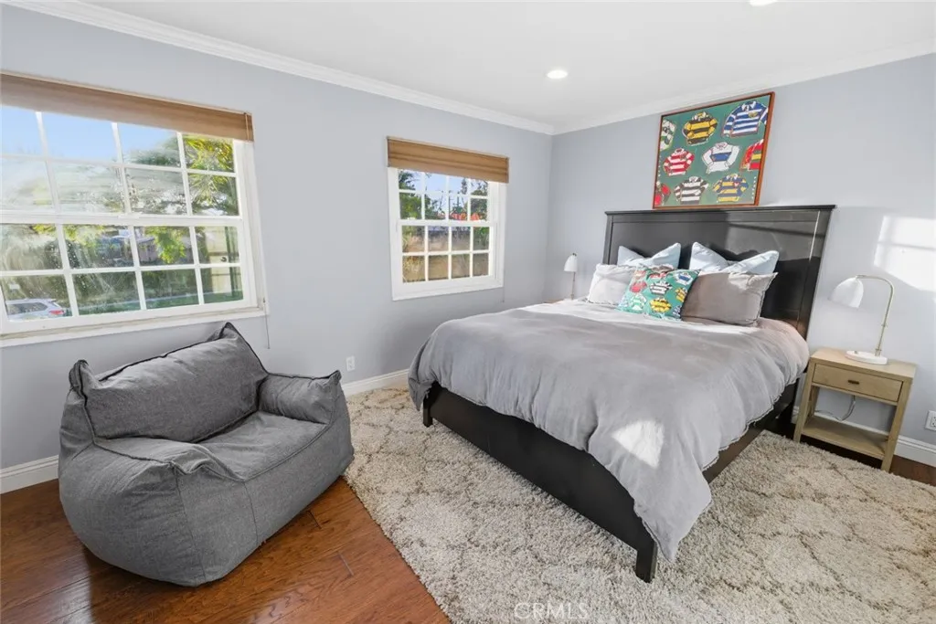 3640 Pine Avenue, Long Beach, California 90807 home-pic-18