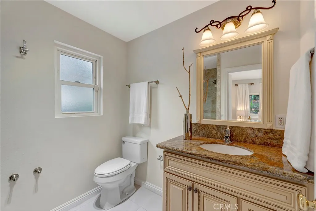 18862 Via Palatino, Irvine, California 92603 home-pic-29