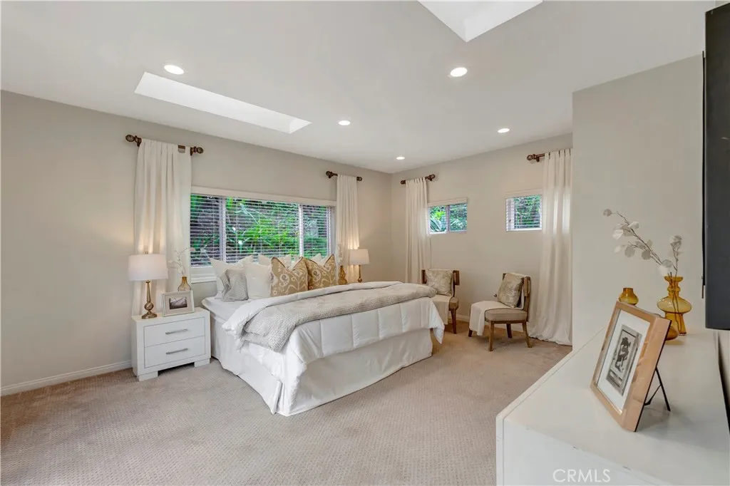 18862 Via Palatino, Irvine, California 92603 home-pic-26