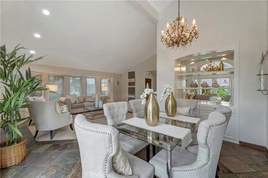 18862 Via Palatino, Irvine, California 92603 home-pic-16