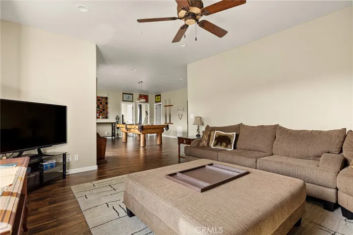 806 Brentwood, Lake Arrowhead, California 92352
