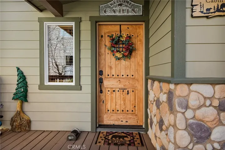 806 Brentwood, Lake Arrowhead, California 92352