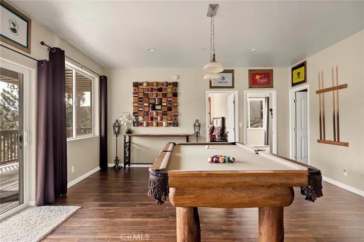 806 Brentwood, Lake Arrowhead, California 92352