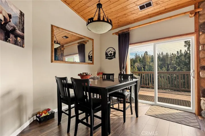 806 Brentwood, Lake Arrowhead, California 92352
